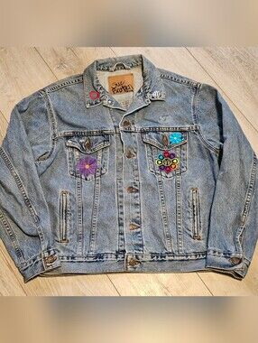 Vintage 1990s Levi's 70507-0389 Blue Denim Trucker Jacket Made in USA (XL?)